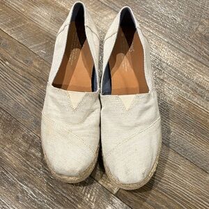 Toms Cream Flats with Tan Soles